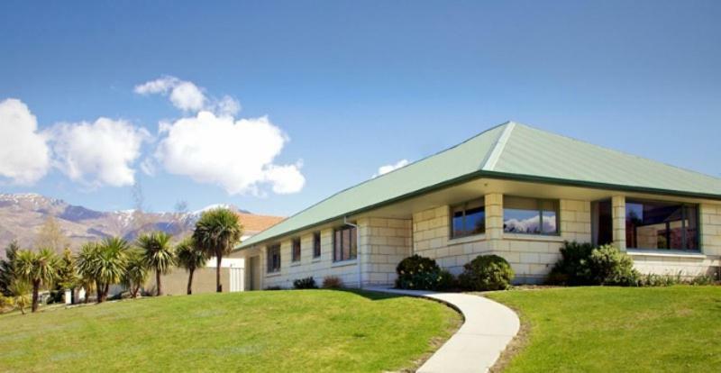 Hedditch Hideaway Wanaka Exterior photo